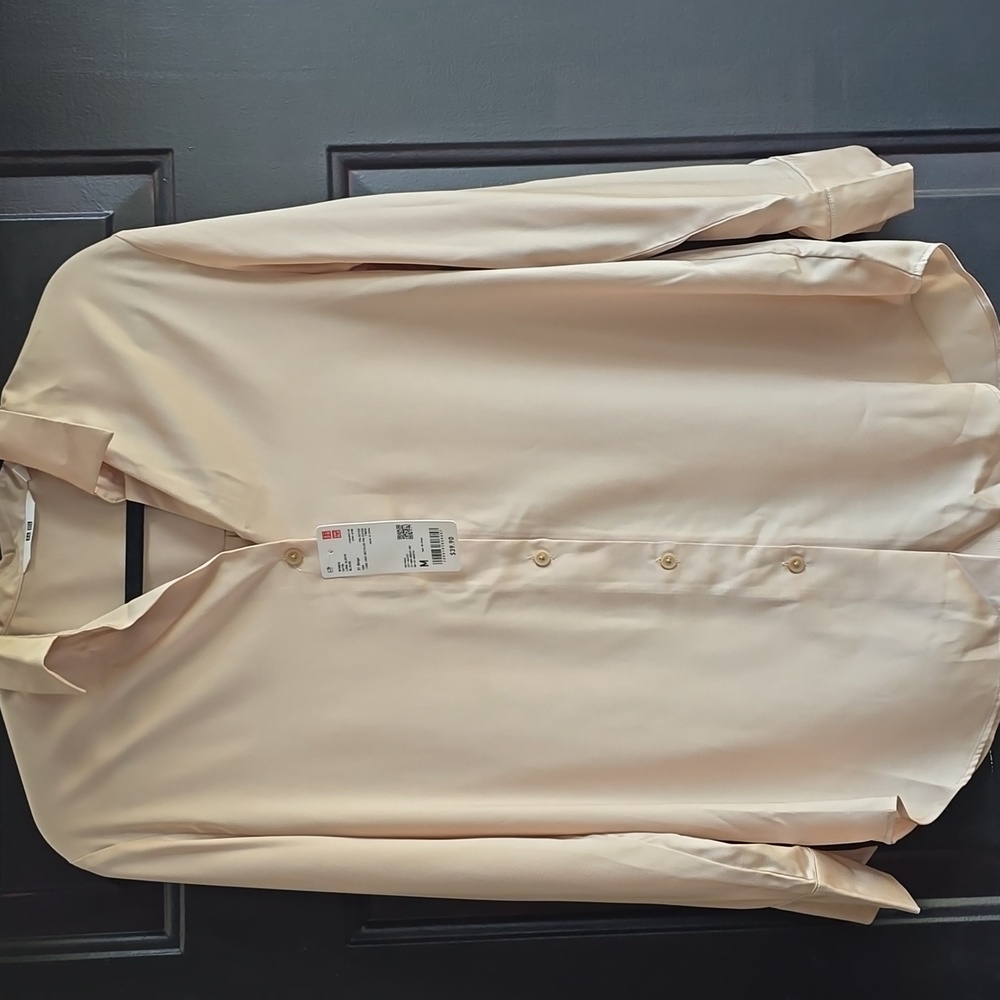 Uniqlo Women's Cream Button Down Shirt